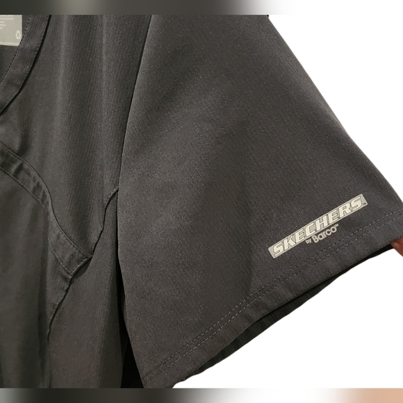 Skechers Barco scrub top | gray / pewter | Woman's M | - Picture 3 of 8